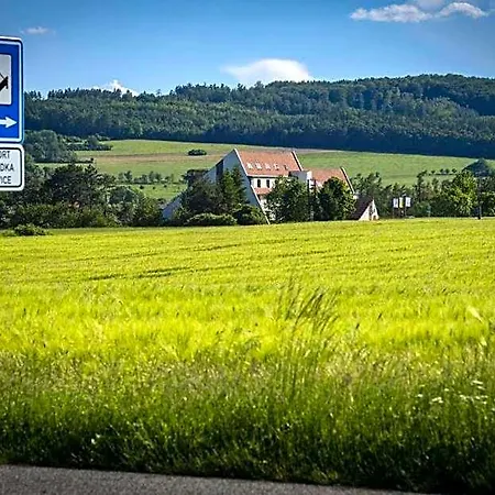 Szálloda Berounka *