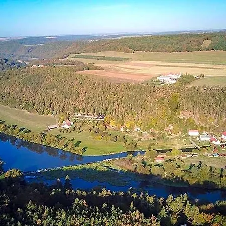 Berounka Szálloda Karlštejn