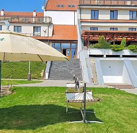 Berounka Szálloda Karlštejn